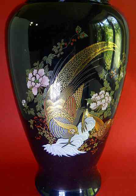 Фото 3. Винтажная Японская ваза кобальт с изображением павлина