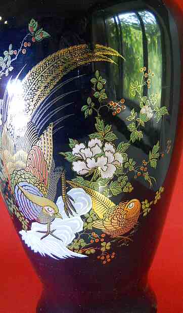 Фото 4. Винтажная Японская ваза кобальт с изображением павлина