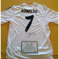 Футболка C. Ronaldo ФК Real Madrid с автографом. сертификат С.О.А.