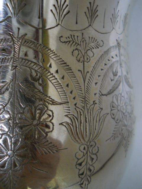 Фото 7. Старинная ваза с ручной инкрустацией