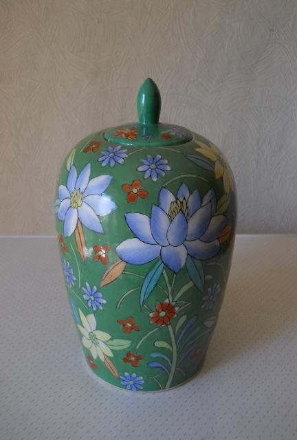 Фото 11. Керамическая Китайская ваза Лотос
