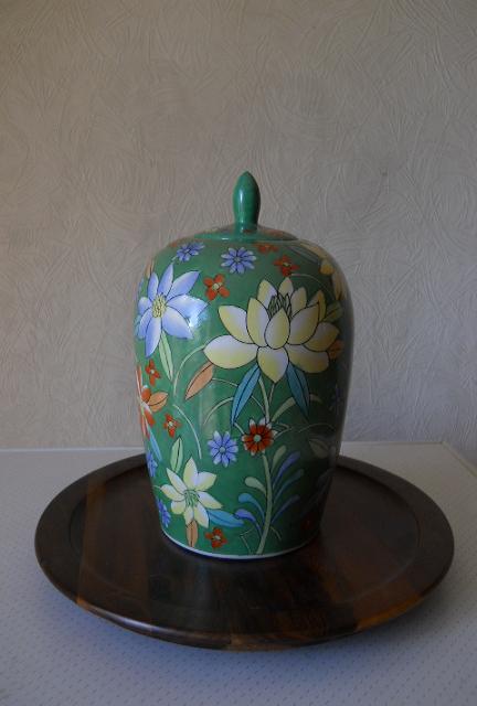 Фото 5. Керамическая Китайская ваза Лотос
