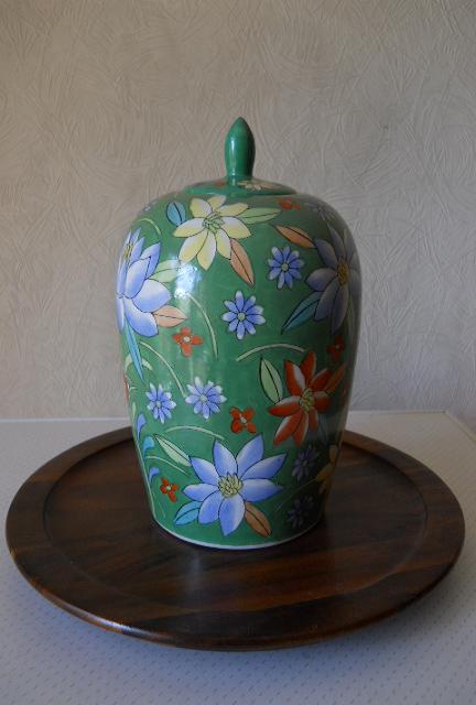 Фото 7. Керамическая Китайская ваза Лотос