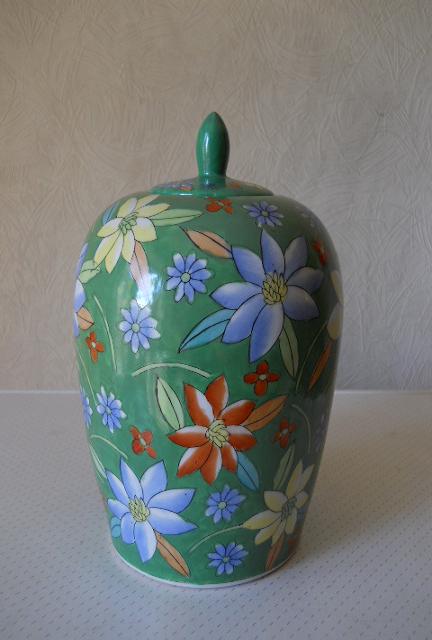 Фото 9. Керамическая Китайская ваза Лотос