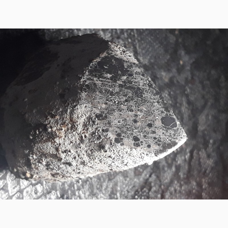 Фото 2. Метеорит марсиянський