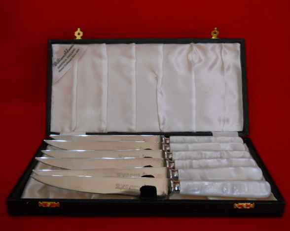 Фото 3. Шесть ножей для стейка с перламутровой ручкой William Adams Sheffield England