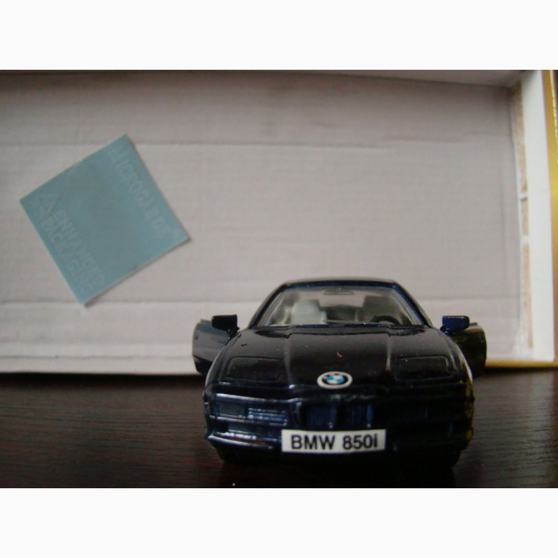 Фото 3. Модель BMW 850 i, MC Toy, 1/42