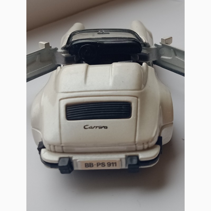 Фото 6. Модель Porsche 911 speedster