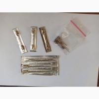 Набір шприци скляні голки металеві ємність для стерилізації