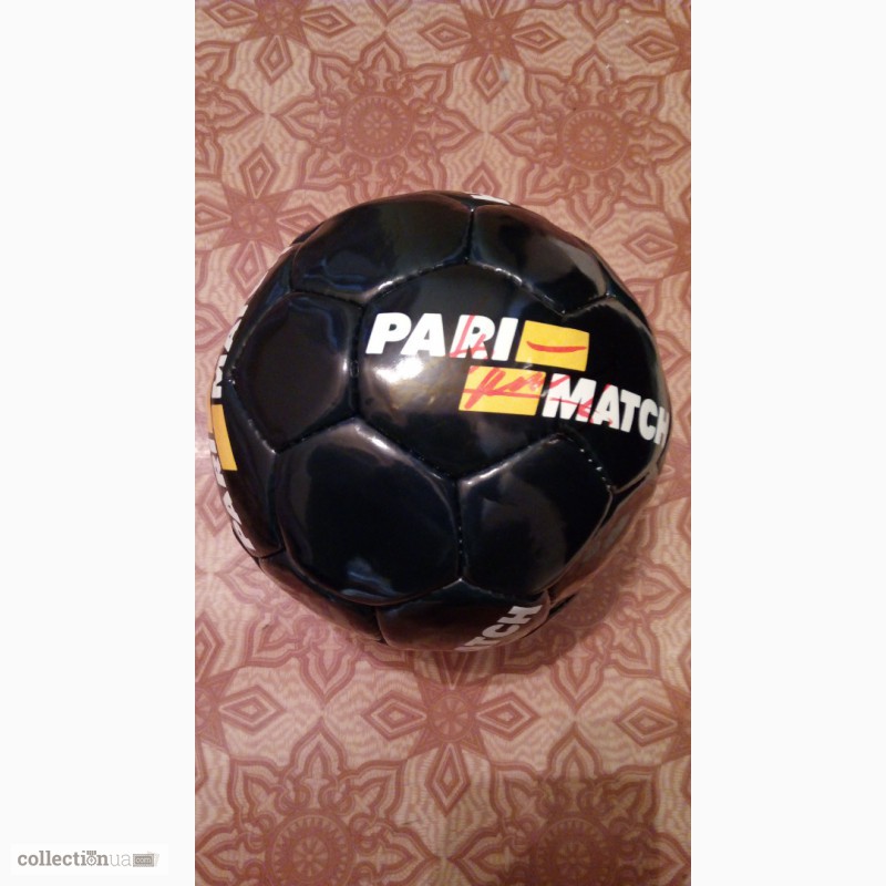 Продам кожаный футбольный мяч с автографом Сергея Ателькина