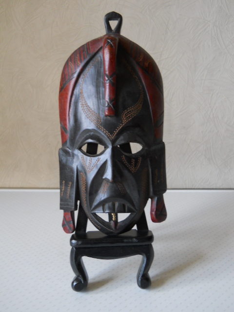 Африканская Кенийская маска из дерева