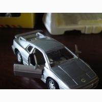 Модель Lotus Esprit, MC Toy