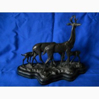 Старинная бронзовая настольная скульптура Семейство оленей