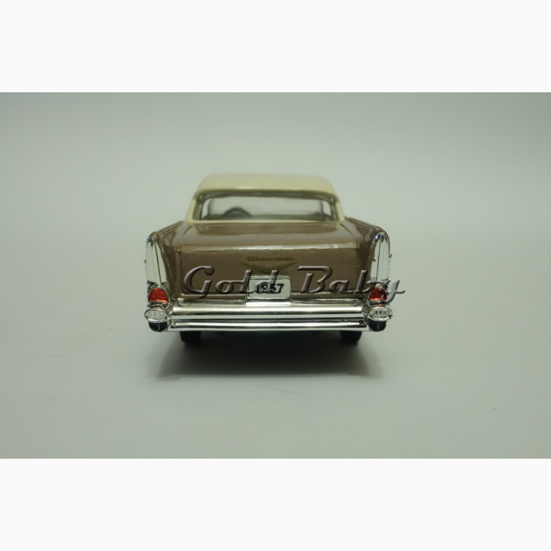 Фото 6. Коллекционная модель машинки Chevrolet Bel Air 1957 1:43