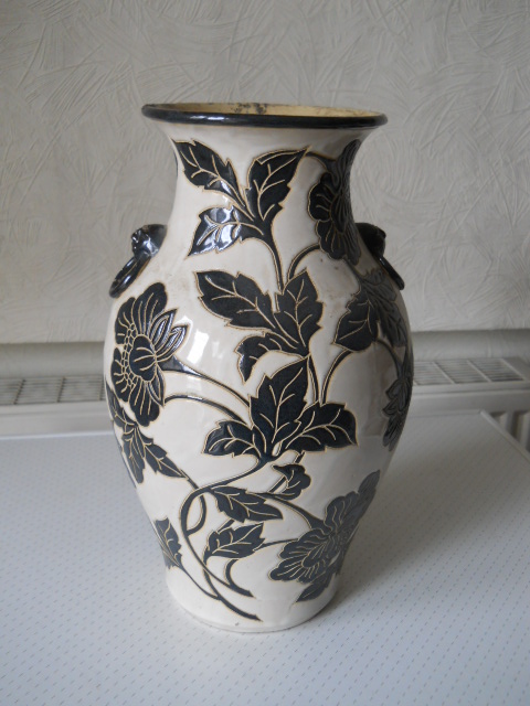 Фото 4. Китайская старинная керамическая ваза