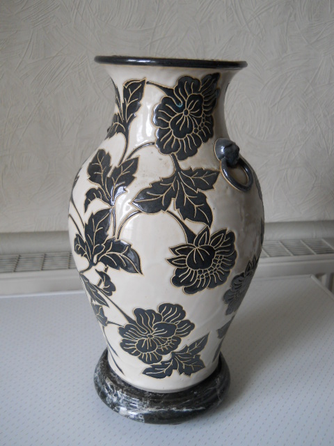 Фото 6. Китайская старинная керамическая ваза