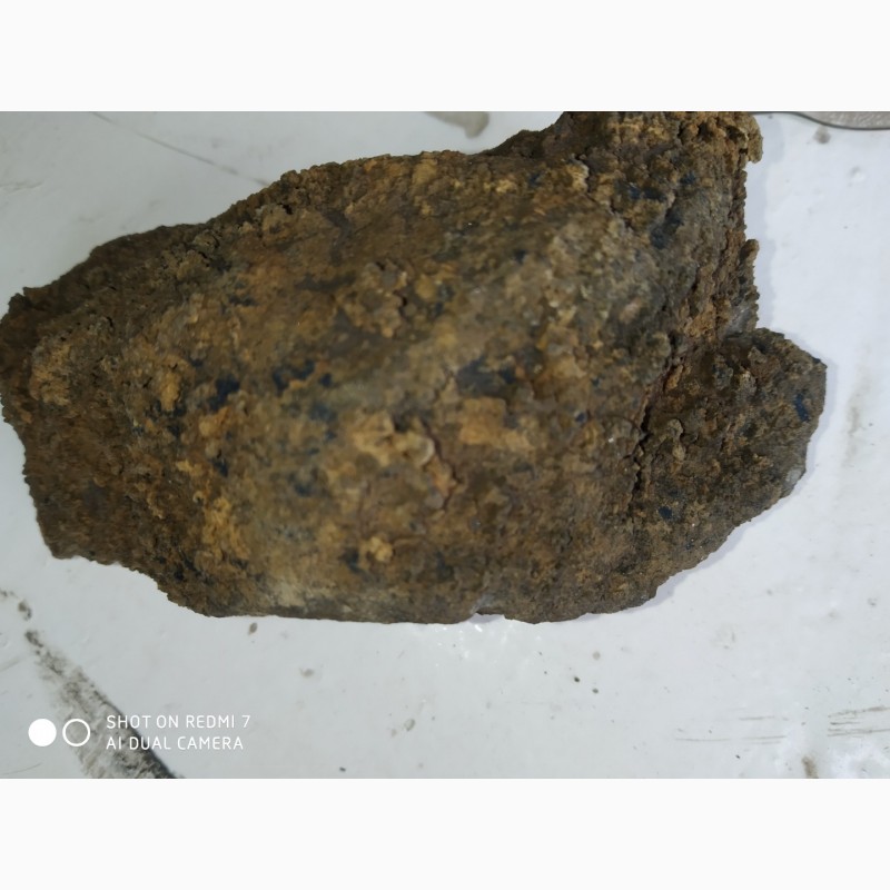 Фото 5. Кам#039;яний метеорит, вага плюс-мінус тона, не важили. Ціна 5 доларів за грам