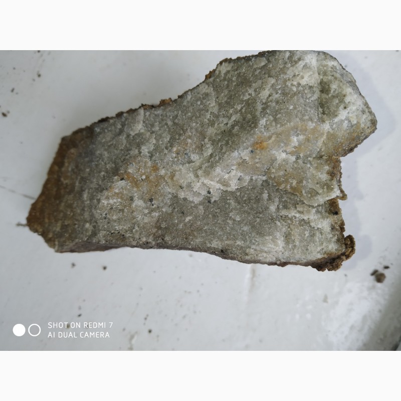 Фото 6. Кам#039;яний метеорит, вага плюс-мінус тона, не важили. Ціна 5 доларів за грам