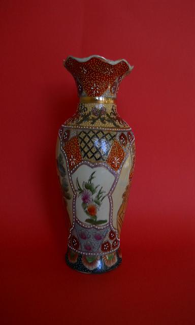 Фото 3. Китайская интерьерная ваза