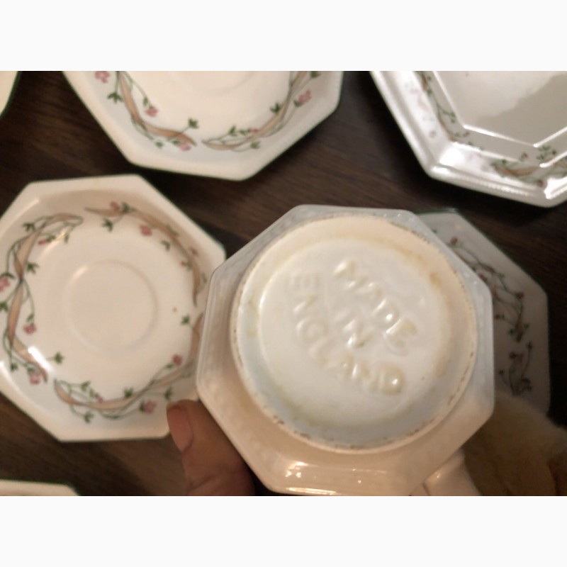 Фото 4. Набор посуды от Johnson Brothers Eternal Beau