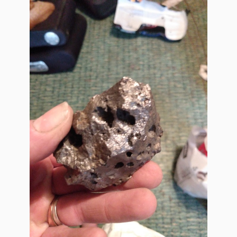 Фото 3. Meteorite
