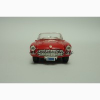 Масштабная модель автомобиля Chevrolet Corvette 1957 1:43