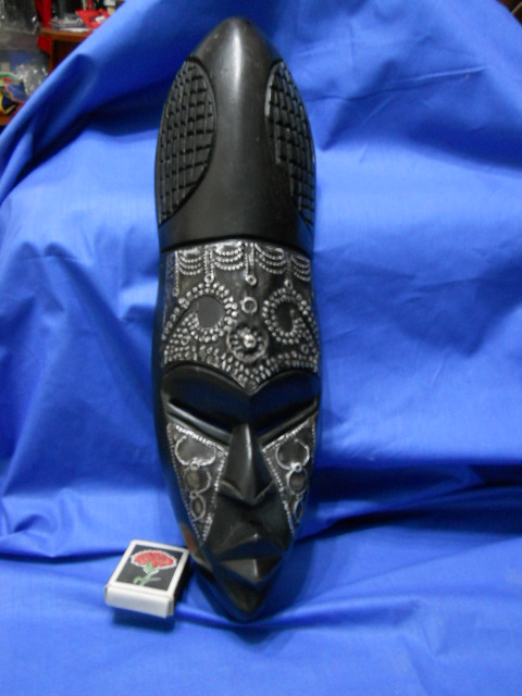 Фото 6. Африканская деревянная маска