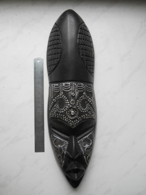 Фото 9. Африканская деревянная маска