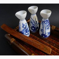 Японские фарфоровые бутылочки для сакэ