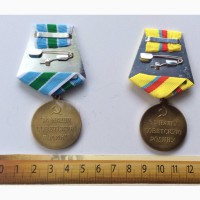 Металлические копии медалей СССР «За оборону: Сов.Заполярья и Киева»