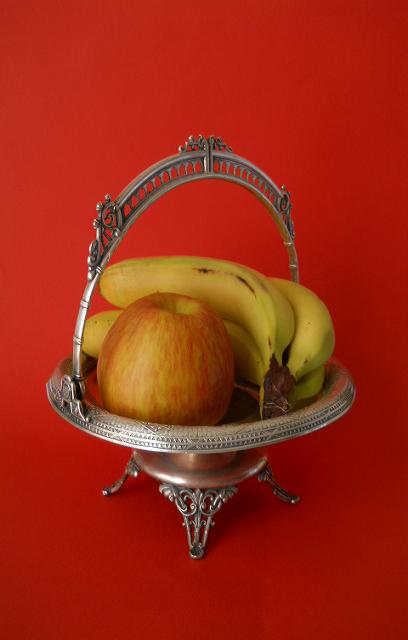 Фото 2. Викторианская корзина фруктовница-конфетница из столового серебра