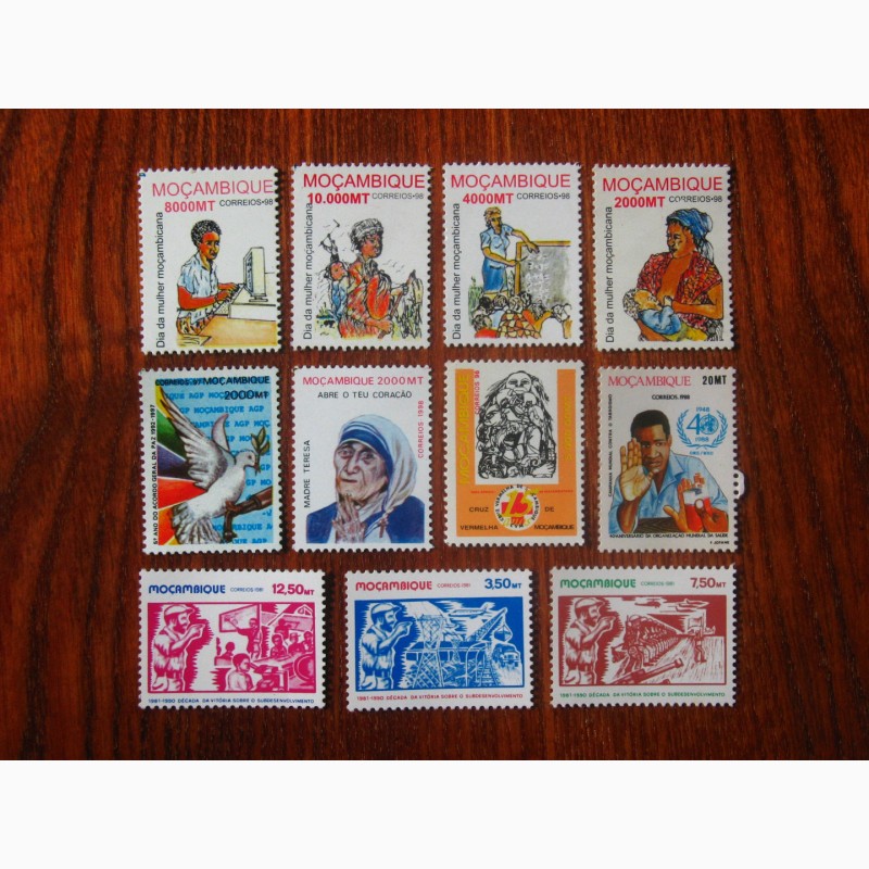 Фото 3. Добірка марок Мозамбіку, 24 серії