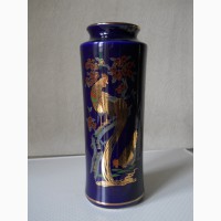 Винтажная китайская ваза с изображением павлина