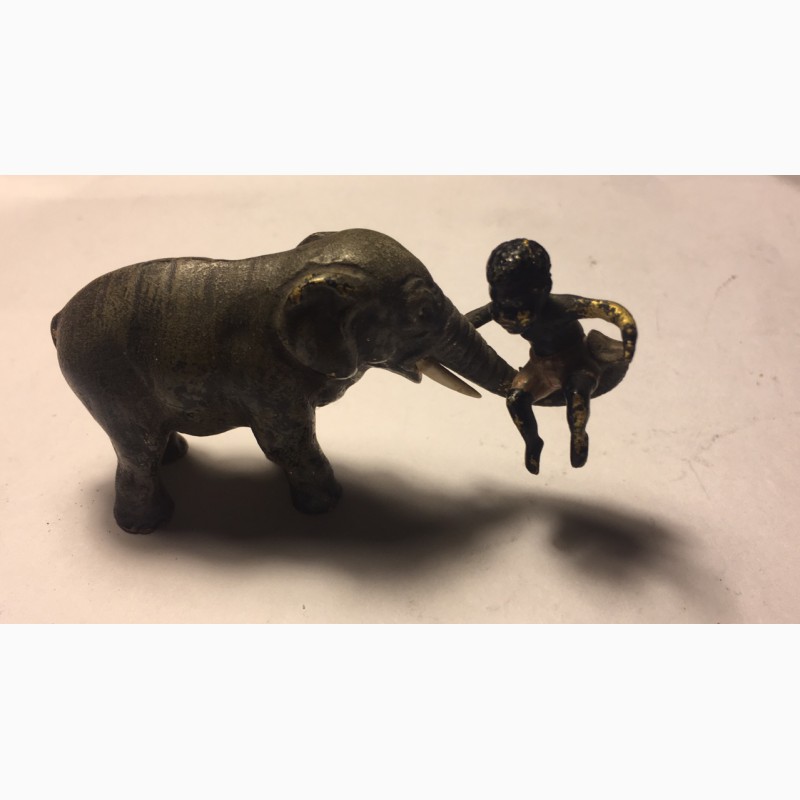 Фото 5. Продажа, венская полихромная бронза, 1890-1914 гг, мальчик катается на хоботе слона’’