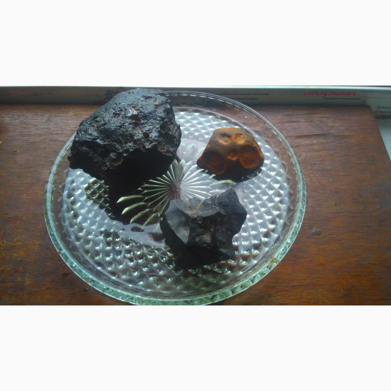 Фото 2. Продам коллекцию конкреций и камней похожих на метеориты