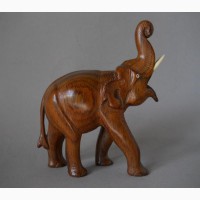 Винтажная деревянная статуэтка слона