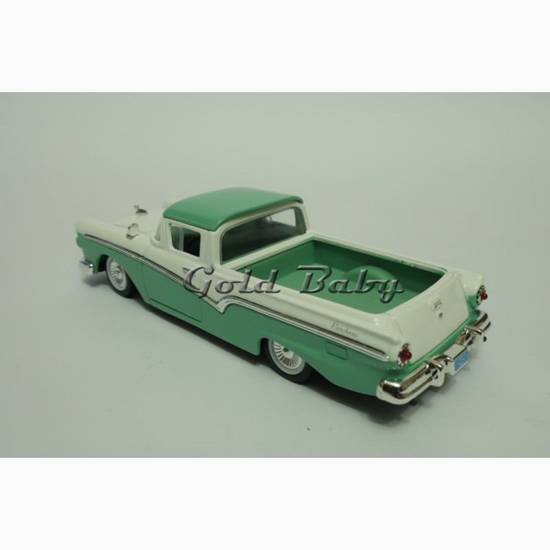 Фото 8. Коллекционная модель машины Ford Ranchero 1957 1:43