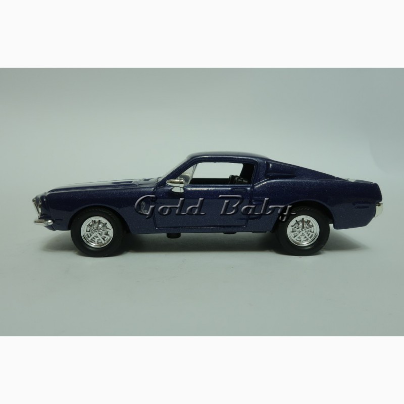 Фото 14. Коллекционная модель авто Ford Shelby GT 500-KR mustang 1968 1:43
