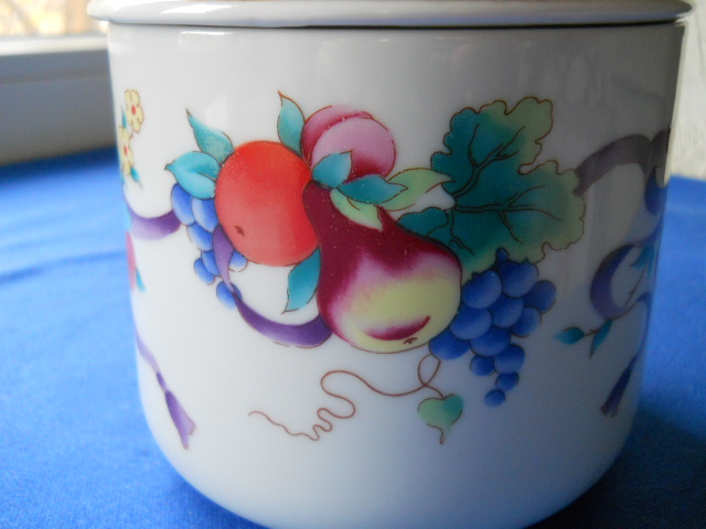 Фото 12. Фарфоровая Японская ваза с крышкой - Gormain Monteil
