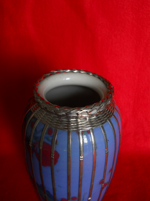 Фото 4. Декоративная вазочка для цветов