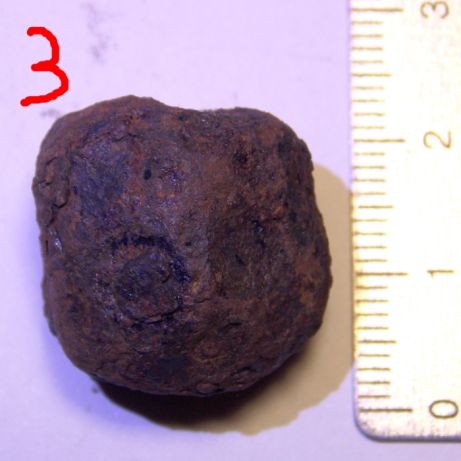 Фото 2. Метеорити