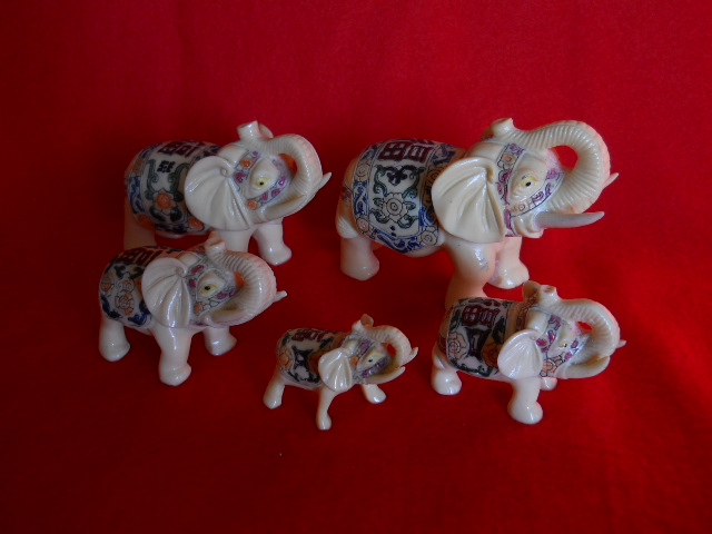 Фото 9. Пять Индийских слонов с ручной росписью