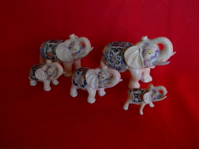 Фото 10. Пять Индийских слонов с ручной росписью