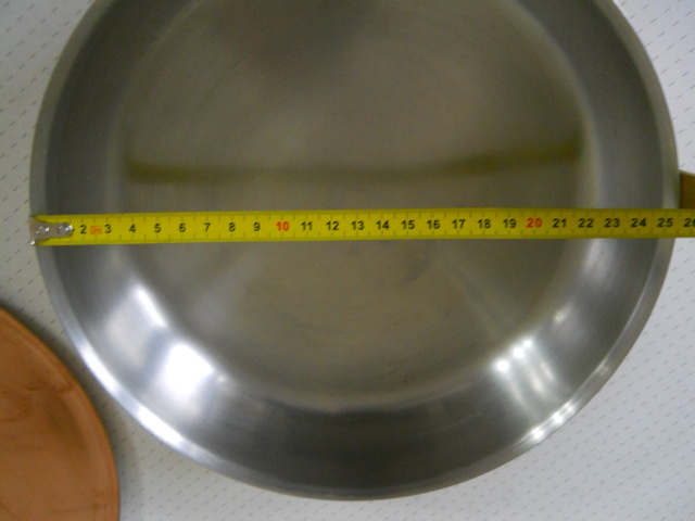 Фото 12. Большая круглая медно/стальная сковорода с крышкой фирмы SPARTAN США