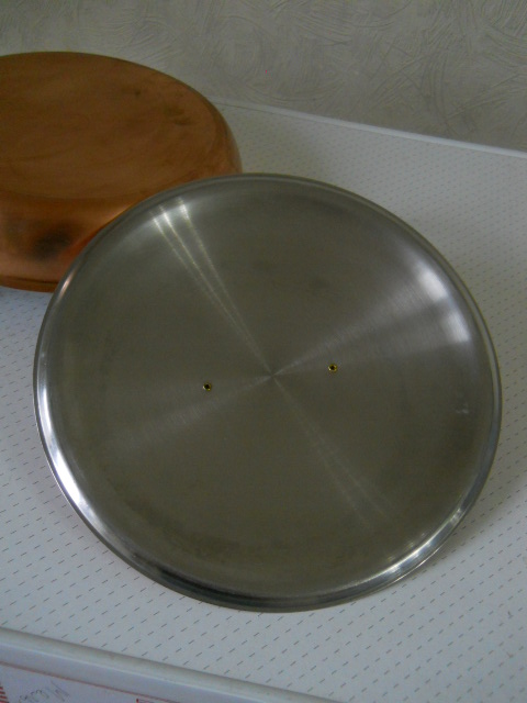 Фото 8. Большая круглая медно/стальная сковорода с крышкой фирмы SPARTAN США