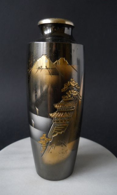 Фото 2. Винтажная Японская ваза из смешанного металла с пейзажем Фудзи
