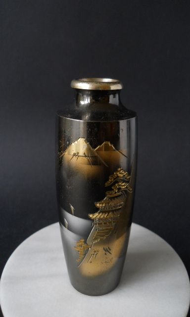 Фото 3. Винтажная Японская ваза из смешанного металла с пейзажем Фудзи