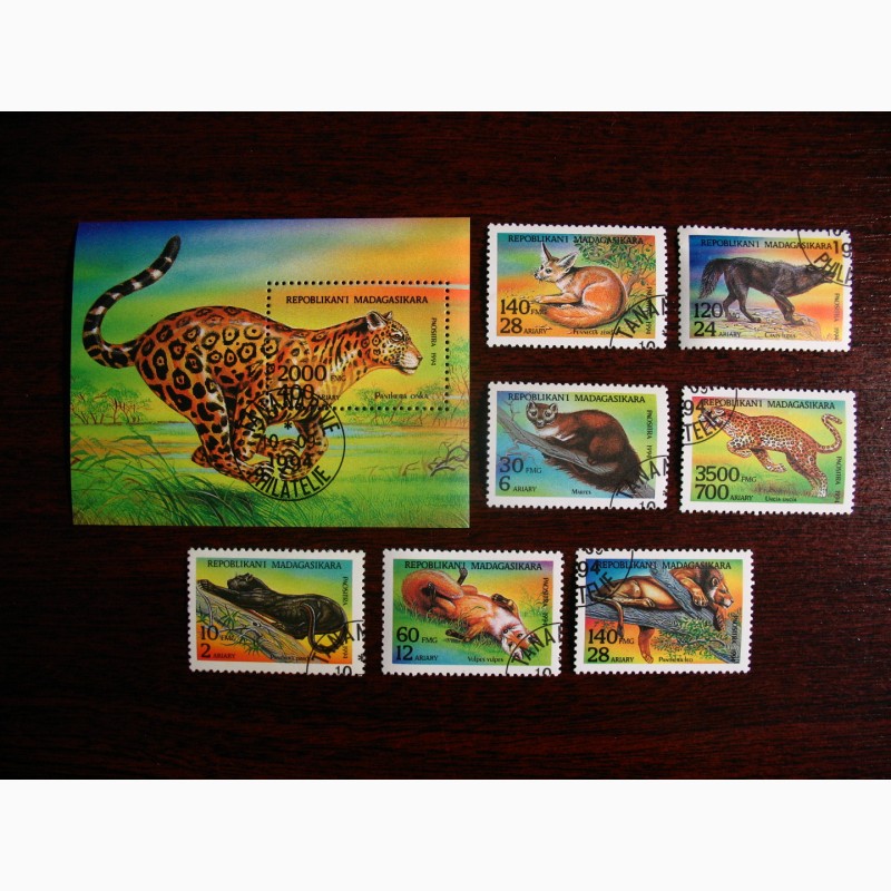 Фото 4. Добірка марок Фауни, 6 блоків + 50 марок
