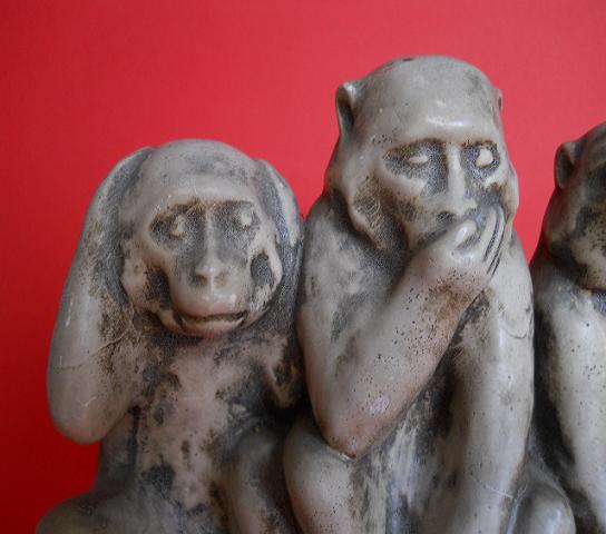 Фото 3. Винтажная статуэтка из камня трёх обезьян