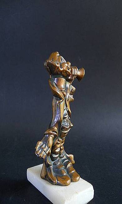 Фото 11. Винтажная статуэтка играющего клоуна